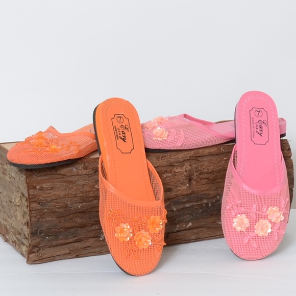 **BEACH MULES**MESHE EMBROIDERY SEQUINS/2 PAIRS** - Picture 3 of 4